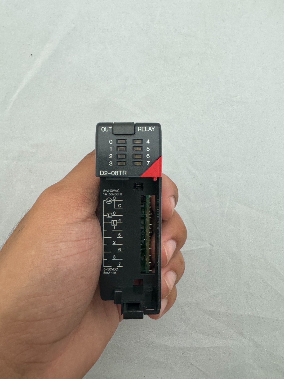 AutomationDirect D2-12TR DirectLogic 205 Relay Output Module – 12-Point – 5-30VD