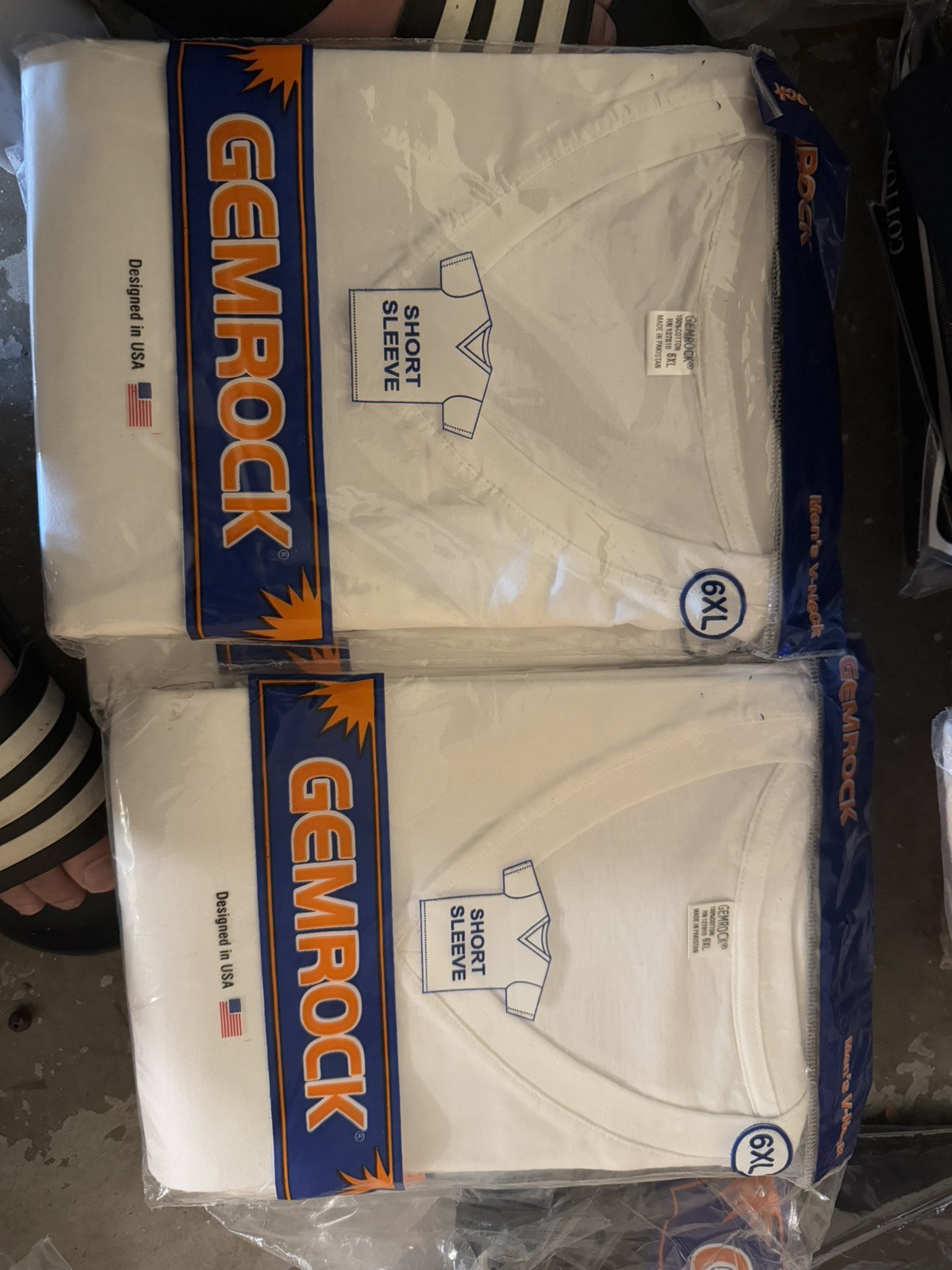 Lot Of 1000 Plain Quality T-shirts/v-neck + 200 A-shirt + 200 Durag