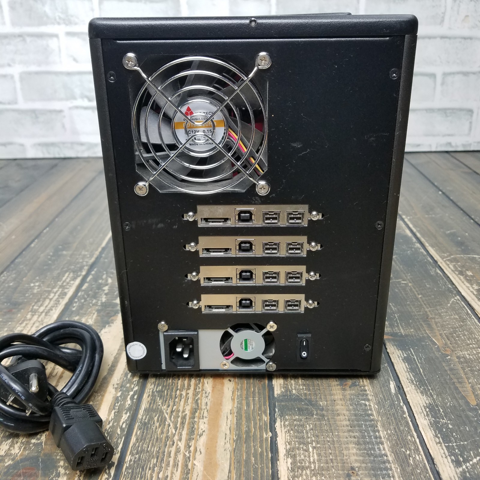 WiebeTech Forensic RTX411-QJ – 4 BAY Hard Drive Enclosure USB Firewire eSATA