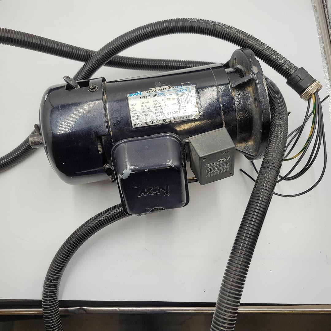MCN MCN Electrical 1/2 HP 1720 RPM @ 220V 1450 RPM @ 380V AETFK 5/8″ shaft