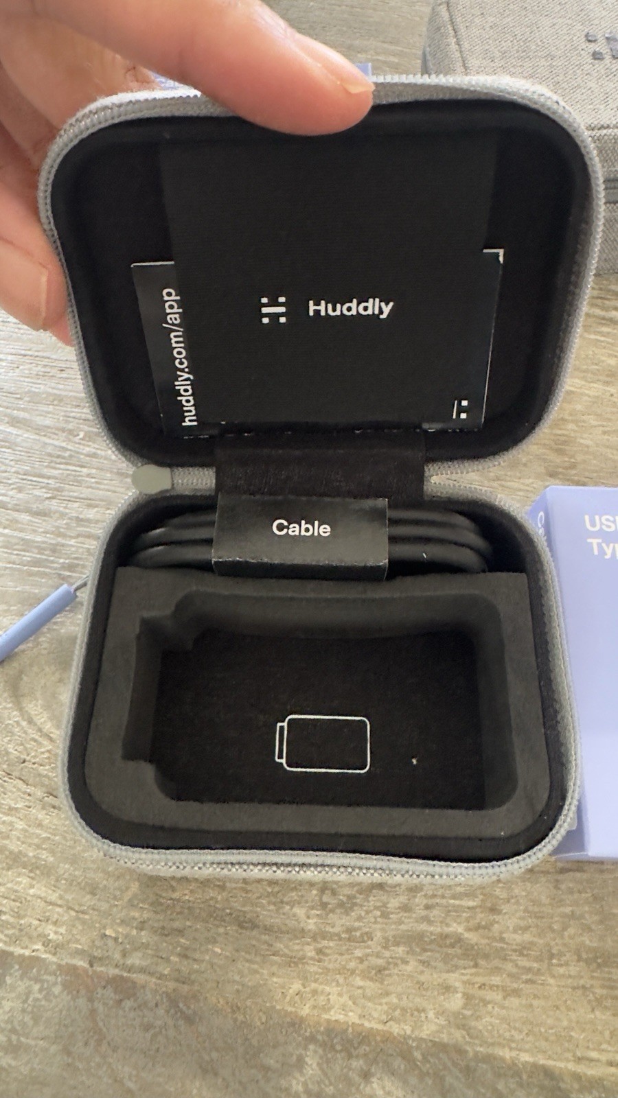 Brand new, unused Huddly IQ Travel Kit with microphone ( Color Black )