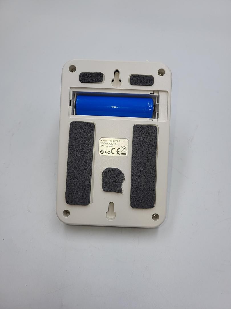 fjl012 wall mounted thermometer with rechargeable battery TR18650