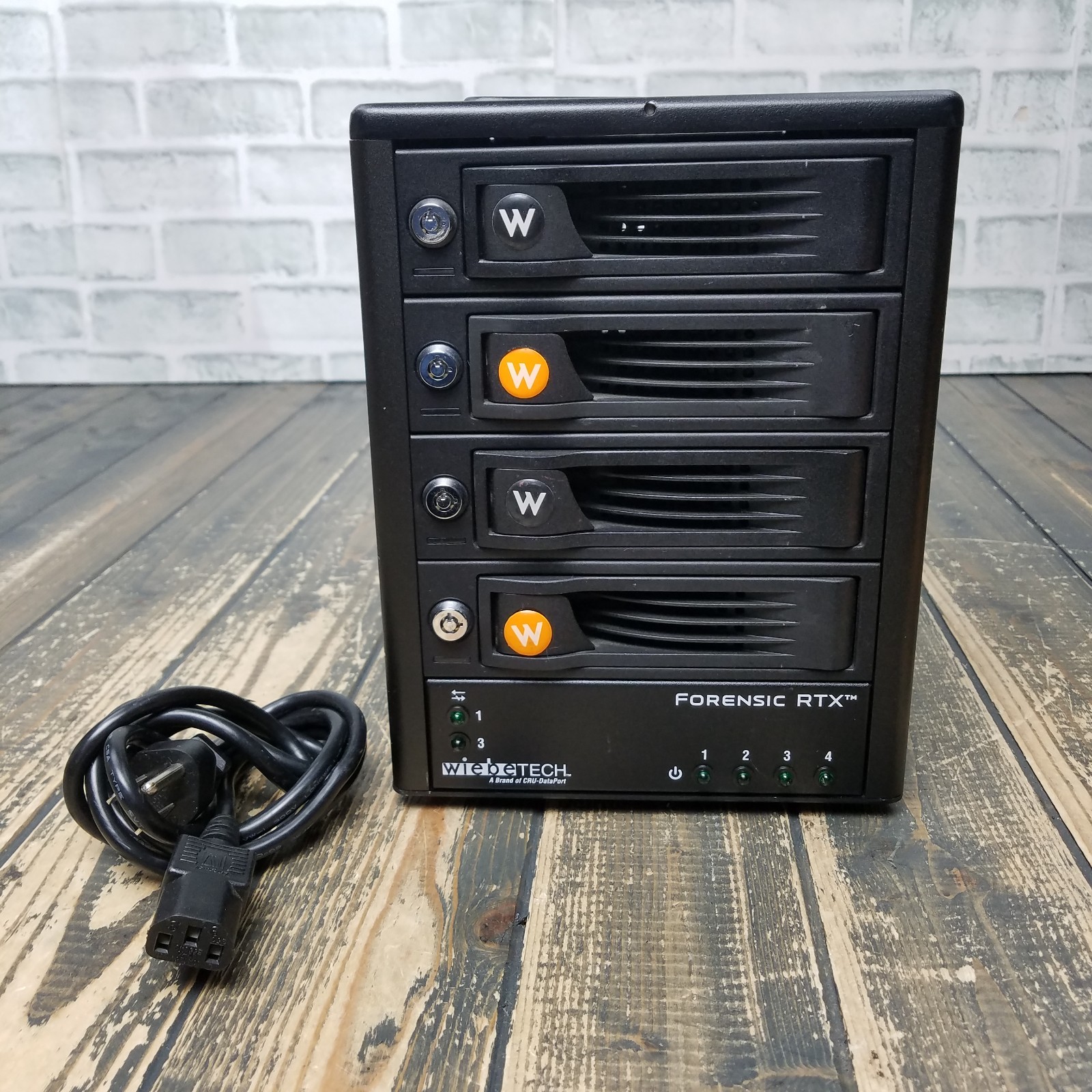 WiebeTech Forensic RTX411-QJ – 4 BAY Hard Drive Enclosure USB Firewire eSATA