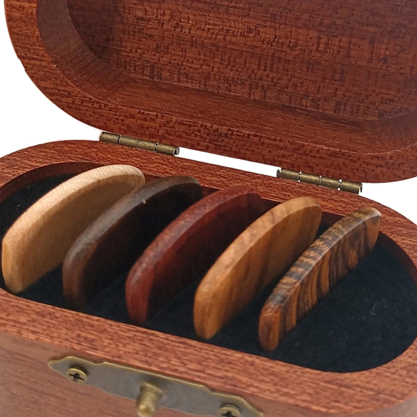 Lukmaa Black Walnut Guitar Pick Holder 1 Wood 6 Celluloid Picks