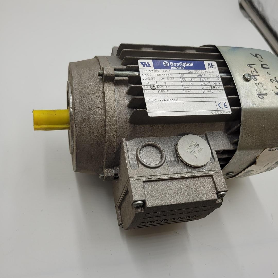 BONFIGLIOLI .33 HP BN71A4 – 8D15020326 – 230/460 1700 RPM