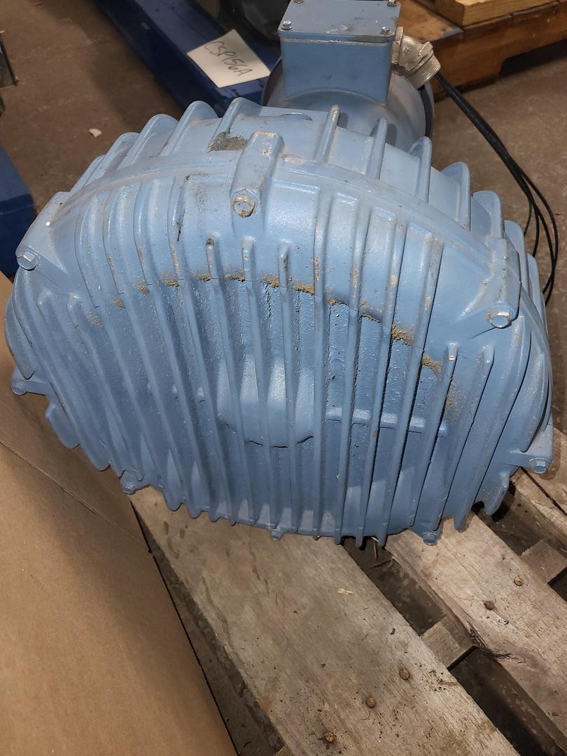 Ametek regenerative blower 3.5 HP TEFC 3 PH 230 / 460 V cat# 51895 RPM